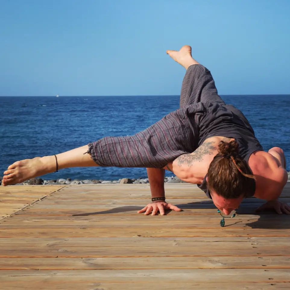 Matteo Gilioli Yoga Anukalana