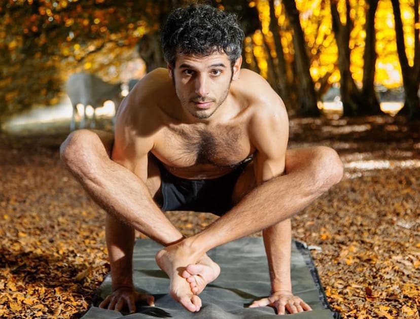 Matteo Guzzonato Insegnante Yoga Ancona